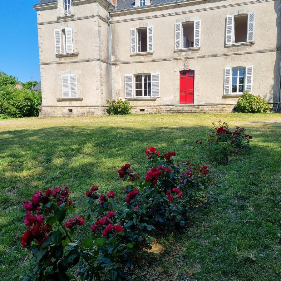 Chambres D'Hotes Chateau De Saint Etienne Du Bois Eksteriør billede
